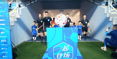 八年仅三人登顶VS十年无人卫冕,温网呈两个极端!