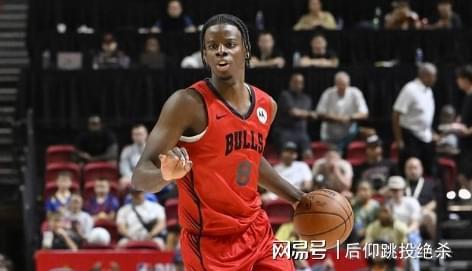 台风“红霞”路径最新预测：将于25日晚上到26日早晨在广东潮州到深圳沿海登陆