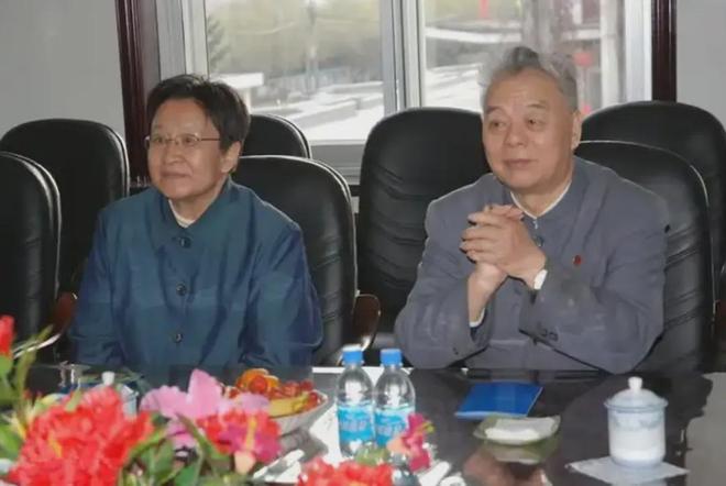 各项赛事6场不胜！英超：曼联1